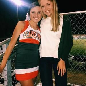 Meet your Posher, Lily